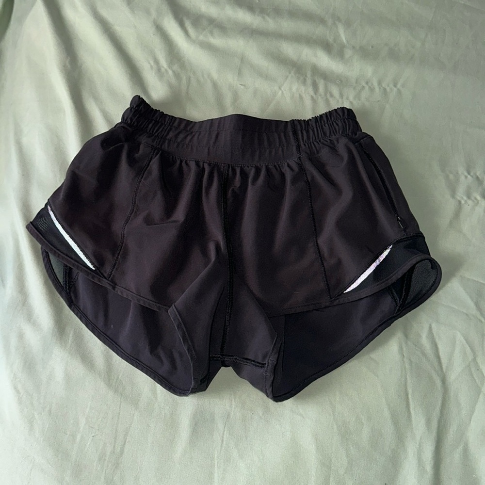 Black Lululemon Lo-Rise Hotty Hot Shorts 2.5”
